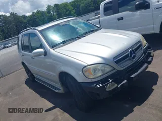 2005 Mercedes-Benz M 500 with VIN 4JGAB75E85A561507, listed as a IAAI auction lot 42530840 with 192,249 mi miles and . Bid and sale history available at DreamBid. Image 1.