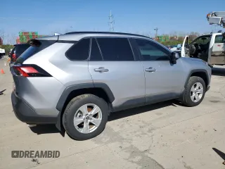 2021 Toyota RAV4 XLE with VIN 2T3W1RFV6MC152866, listed as a Copart auction lot 53529645 with 0 mi miles and Salvage Title. Bid and sale history available at carsss.com. Image 3.