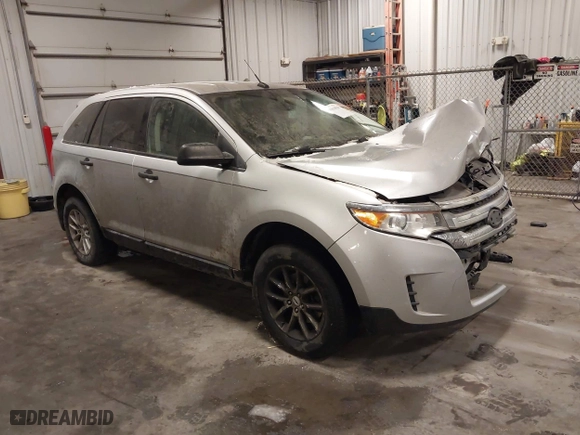 2013 Ford Edge SE with VIN 2FMDK3GC3DBB16709, listed as a IAAI auction lot 41616984 with 206,275 mi miles. Bid and sale history available at carsss.com. Image 1.