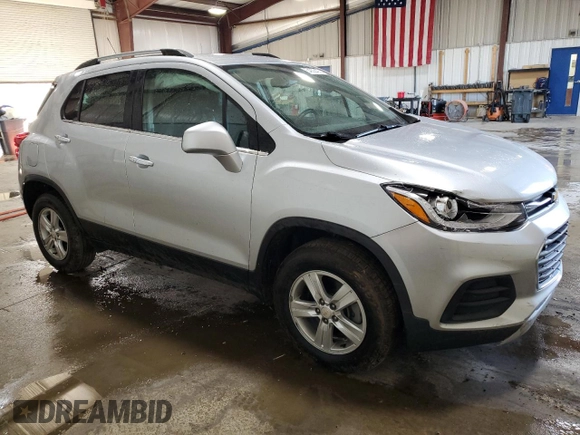 2020 Chevrolet Trax LT z VIN 3GNCJPSB9LL195774, wystawiony jako Copart lot #54203405 z przebiegiem 42 744 mil mil oraz Szkoda całkowita • Salvage title. Historia ofert i sprzedaży dostępna na DreamBid. Obrazek 4.