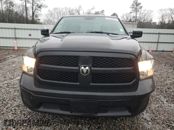 2017 Ram 1500 Express z VIN 1C6RR6FT2HS805619, wystawiony jako Copart lot #45162075 z przebiegiem 234 944 mil mil oraz Czysty tytuł • Clean title. Historia ofert i sprzedaży dostępna na DreamBid. Obrazek 5.