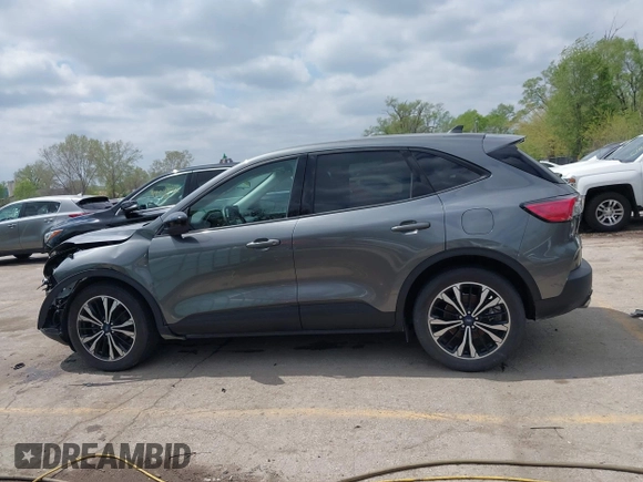 2022 Ford Escape SE with VIN 1FMCU0G68NUB17851, listed as a IAAI auction lot 42052525 with 37,004 mi miles and . Bid and sale history available at DreamBid. Image 15.
