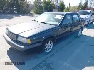 1996 Volvo 850 с VIN YV1LS5516T2280158, выставлен на аукционе IAAI как лот 41927862 с пробегом 278 922 миль миль и . История ставок и продаж доступна на DreamBid. Изображение 2.
