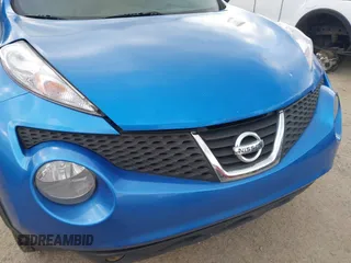 2011 Nissan Juke SL with VIN JN8AF5MV9BT011090, listed as a IAAI auction lot 41516827 with 130,629 mi miles. Bid and sale history available at carsss.com. Image 6.