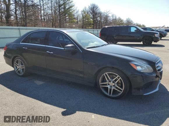 2016 Mercedes-Benz E-Class E 400 with VIN WDDHF6HB9GB201670, listed as a Copart auction lot 51097075 with 151,972 mi miles and Salvage Title. Bid and sale history available at carsss.com. Image 4.