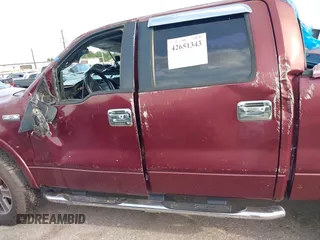 2005 Ford F-150 XLT z VIN 1FTPW12545FB51424, wystawiony jako IAAI lot #42651343 z przebiegiem 231 555 mil mil oraz . Historia ofert i sprzedaży dostępna na DreamBid. Obrazek 14.