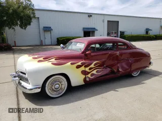 1950 Mercury Monterey z VIN 507L2772LM, wystawiony jako Copart lot #52459435 z przebiegiem 8648 mil mil oraz Tytuł czysty. Historia ofert i sprzedaży dostępna na DreamBid. Obrazek 1.