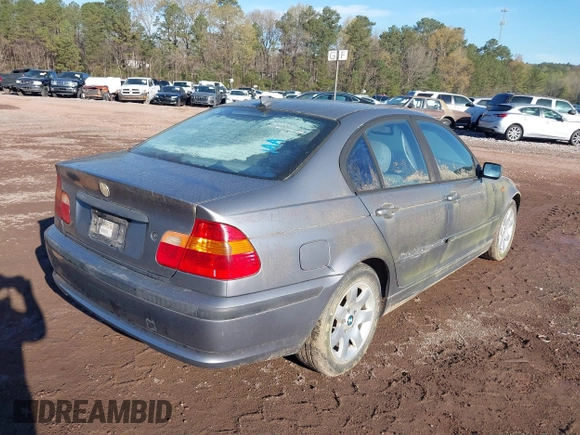 2004 BMW 3 Series 325i with VIN WBAEV33434KR33499, listed as a IAAI auction lot 41874981 with 216,828 mi miles. Bid and sale history available at carsss.com. Image 4.