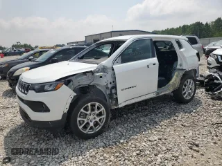 2024 Jeep Compass Latitude Lux with VIN 3C4NJDFN6RT600292, listed as a Copart auction lot 59290395 with 1,639 mi miles and Clean title. Bid and sale history available at DreamBid. Image 1.