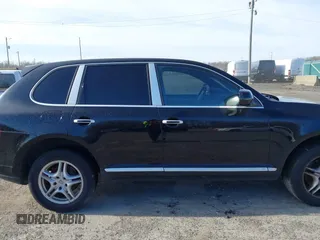 2010 Porsche Cayenne z VIN WP1AA2AP1ALA01214, wystawiony jako IAAI lot #41714362 z przebiegiem Nie podano mil oraz . Historia ofert i sprzedaży dostępna na DreamBid. Obrazek 12.