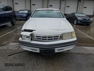 1987 Ford Thunderbird z VIN 1FABP6033HH186394, wystawiony jako Copart lot #51699135 z przebiegiem 86 393 mil mil oraz Nie do naprawy. Historia ofert i sprzedaży dostępna na DreamBid. Obrazek 5.