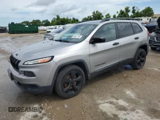 2017 Jeep Cherokee Altitude z VIN 1C4PJLAB1HW508600, wystawiony jako Copart lot #65481725 z przebiegiem 120 517 mil mil oraz Czysty tytuł • Clean title. Historia ofert i sprzedaży dostępna na DreamBid. Obrazek 1.