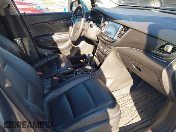 2019 Buick Encore Essence with VIN KL4CJGSM7KB927386, listed as a IAAI auction lot 40979134 with 77,784 mi miles. Bid and sale history available at carsss.com. Image 5.