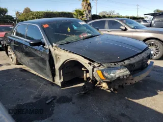 2013 Chrysler 300 with VIN 2C3CCABG6DH572927, listed as a Copart auction lot 44219655 with 0 mi miles and Salvage Title. Bid and sale history available at carsss.com. Image 4.