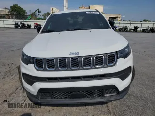 2025 Jeep Compass Sport with VIN 3C4NJDAN0ST534688, listed as a Copart auction lot 53636205 with 528 mi miles and Salvage title. Bid and sale history available at DreamBid. Image 5.
