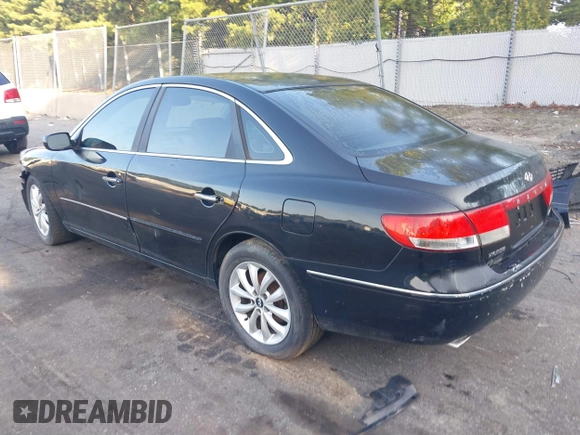 2006 Hyundai Azera SE with VIN KMHFC46F96A118471, listed as a IAAI auction lot 40162578 with 125,070 mi miles and . Bid and sale history available at DreamBid. Image 3.