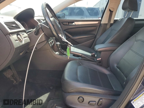 2014 Volkswagen Passat Wolfsburg Edition with VIN 1VWAT7A34EC109710, listed as a Copart auction lot 60604135 with 105,147 mi miles and Clean title. Bid and sale history available at DreamBid. Image 7.