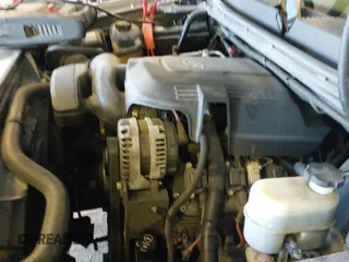 2007 Chevrolet Silverado 1500 LS z VIN 2GCEK13C571501993, wystawiony jako IAAI lot #41984825 z przebiegiem Nie podano mil oraz . Historia ofert i sprzedaży dostępna na DreamBid. Obrazek 19.