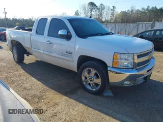 2013 Chevrolet Silverado 1500 LT with VIN 1GCRCSE06DZ273593, listed as a IAAI auction lot 41857478 with 207,175 mi miles and . Bid and sale history available at DreamBid. Image 1.