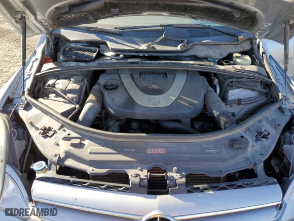 2008 Mercedes-Benz R-Class 3.5L with VIN 4JGCB65E28A073693, listed as a Copart auction lot 76323084 with 188,277 mi miles and Salvage Title. Bid and sale history available at carsss.com. Image 12.