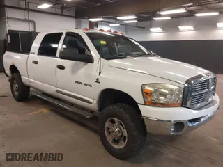 2006 Dodge Ram 2500 SLT with VIN 3D7KS29C86G100871, listed as a IAAI auction lot 41992062 with 213,220 mi miles. Bid and sale history available at carsss.com. Image 1.
