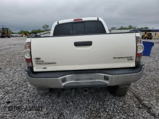 2011 Toyota Tacoma PreRunner with VIN 3TMJU4GN5BM113539, listed as a Copart auction lot 52208635 with 304,559 mi miles and Salvage Title. Bid and sale history available at DreamBid. Image 6.