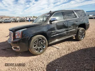 2019 GMC Yukon Denali with VIN 1GKS2CKJ7KR212228, listed as a Copart auction lot 46099615 with 33,844 mi miles and Salvage Title. Bid and sale history available at carsss.com. Image 1.
