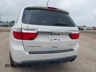 2011 Dodge Durango Citadel z VIN 1D4SD5GTXBC663963, wystawiony jako IAAI lot #42163491 z przebiegiem 188 277 mil mil oraz . Historia ofert i sprzedaży dostępna na DreamBid. Obrazek 16.