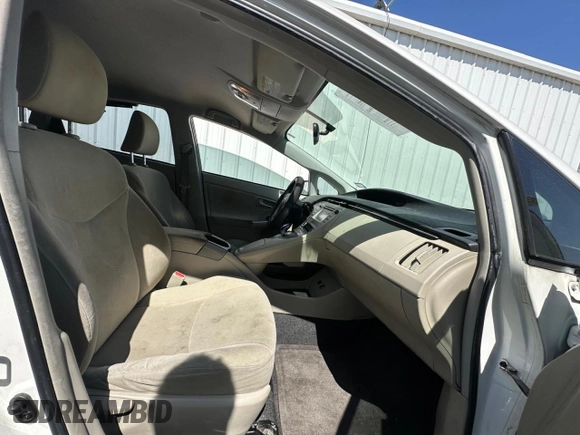 2014 Toyota Prius Four with VIN JTDKN3DUXE1797318, listed as a Copart auction lot 54109895 with 228,561 mi miles and Clean Title. Bid and sale history available at carsss.com. Image 5.