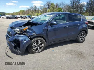 2022 Kia Sportage LX z VIN KNDPM3AC0N7023029, wystawiony jako Copart lot #57183955 z przebiegiem 21 653 mil mil oraz Szkoda całkowita • Salvage title. Historia ofert i sprzedaży dostępna na DreamBid. Obrazek 1.