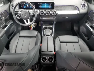 2023 Mercedes-Benz GLB 250 z VIN W1N4M4GB4PW260633, wystawiony jako Copart lot #43804695 z przebiegiem 37 763 mil mil oraz Szkoda całkowita • Salvage title. Historia ofert i sprzedaży dostępna na DreamBid. Obrazek 8.