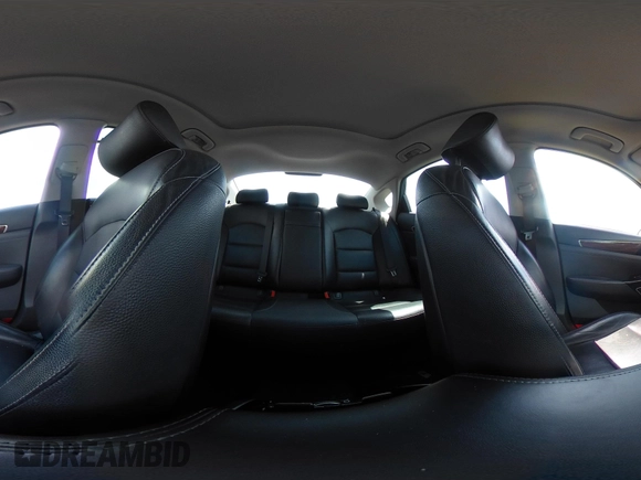 2017 Kia Cadenza Technology z VIN KNALC4J10H5047494, wystawiony jako IAAI lot #42149845 z przebiegiem 82 385 mil mil oraz . Historia ofert i sprzedaży dostępna na DreamBid. Obrazek 18.
