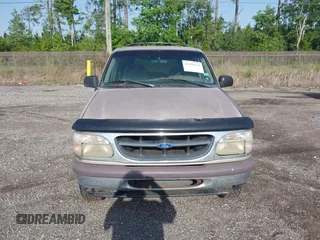1997 Ford Explorer Eddie Bauer z VIN 1FMDU32X8VZC30353, wystawiony jako IAAI lot #42259734 z przebiegiem 249 106 mil mil oraz . Historia ofert i sprzedaży dostępna na DreamBid. Obrazek 12.