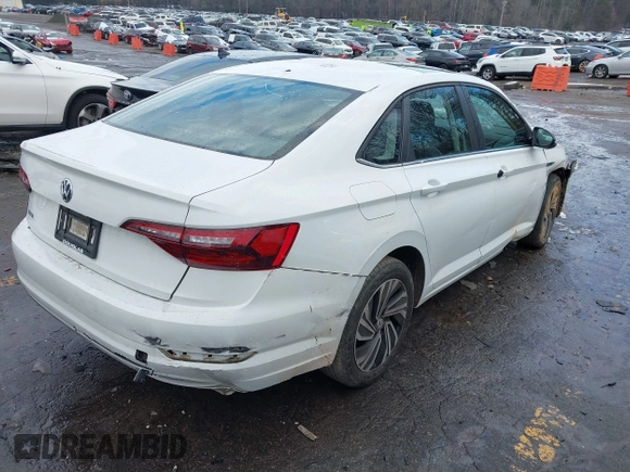 2021 Volkswagen Jetta SEL with VIN 3VWE57BU0MM011337, listed as a IAAI auction lot 41307039 with 54,306 mi miles and . Bid and sale history available at DreamBid. Image 4.