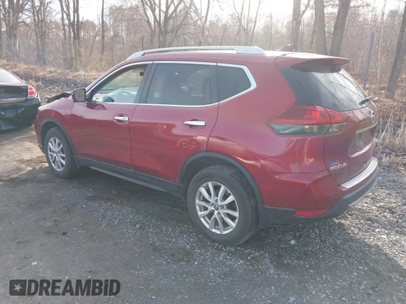 2018 Nissan Rogue SV with VIN 5N1AT2MV7JC838311, listed as a IAAI auction lot 41901652 with 92,324 mi miles. Bid and sale history available at carsss.com. Image 3.