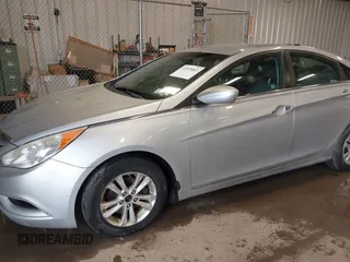 2012 Hyundai Sonata GLS with VIN 5NPEB4ACXCH340439, listed as a IAAI auction lot 41595043 with 141,069 mi miles. Bid and sale history available at carsss.com. Image 6.