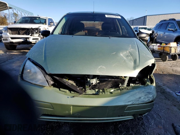 2007 Ford Focus S with VIN 1FAFP37N17W197430, listed as a Copart auction lot 86627924 with 202,968 mi miles and Salvage Title. Bid and sale history available at carsss.com. Image 5.