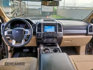 2017 Ford F-250 Lariat с VIN 1FT7W2B64HEB34275, выставлен на аукционе Copart как лот 62846775 с пробегом 153 463 миль миль и Чистый • Clean title. История ставок и продаж доступна на DreamBid. Изображение 9.