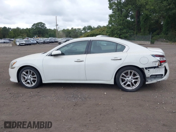 2014 Nissan Maxima S with VIN 1N4AA5AP1EC478918, listed as a IAAI auction lot 40426108 with 101,635 mi miles and . Bid and sale history available at DreamBid. Image 14.