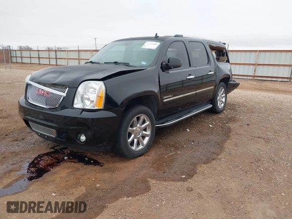2014 GMC Yukon XL Denali with VIN 1GKS2MEF8ER239777, listed as a IAAI auction lot 41192009 with 142,656 mi miles. Bid and sale history available at carsss.com. Image 2.