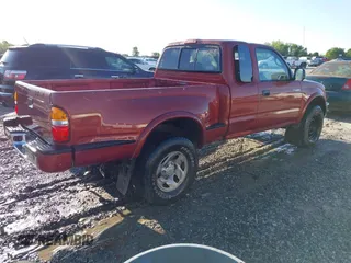 2003 Toyota Tacoma PreRunner with VIN 5TESN92N13Z217262, listed as a IAAI auction lot 41966002 with 249,268 mi miles. Bid and sale history available at carsss.com. Image 4.