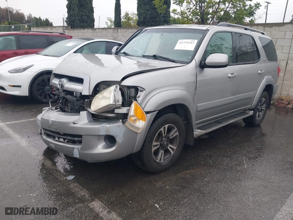 2006 Toyota Sequoia SR5 with VIN 5TDZT34A36S283826, listed as a IAAI auction lot 41724243 with 147,787 mi miles. Bid and sale history available at carsss.com. Image 18.