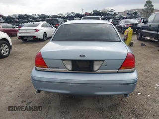 1999 Ford Crown Victoria z VIN 2FAFP73WXXX221069, wystawiony jako IAAI lot #41750127 z przebiegiem 177 142 mil mil oraz . Historia ofert i sprzedaży dostępna na DreamBid. Obrazek 16.