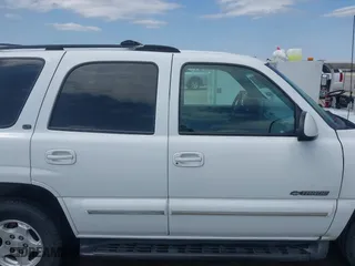 2001 Chevrolet Tahoe LT with VIN 1GNEC13T91R135247, listed as a IAAI auction lot 41930276 with 266,050 mi miles. Bid and sale history available at carsss.com. Image 14.