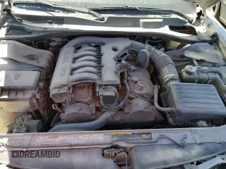 2006 Dodge Charger with VIN 2B3KA43G16H152803, listed as a Copart auction lot 44281035 with 181,987 mi miles and Salvage Title. Bid and sale history available at carsss.com. Image 12.
