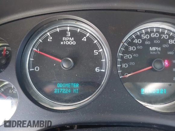 2007 Chevrolet Suburban LS with VIN 1GNFC16077J315274, listed as a IAAI auction lot 42629624 with 217,224 mi miles and . Bid and sale history available at DreamBid. Image 7.