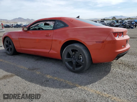 2011 Chevrolet Camaro 2LS z VIN 2G1FA1ED0B9140074, wystawiony jako Copart lot #50239355 z przebiegiem 94 231 mil mil oraz Szkoda całkowita • Salvage title. Historia ofert i sprzedaży dostępna na DreamBid. Obrazek 2.