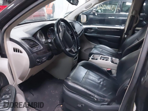 2014 Chrysler Town & Country Touring with VIN 2C4RC1BG9ER436048, listed as a IAAI auction lot 41360528 with 163,040 mi miles. Bid and sale history available at carsss.com. Image 5.