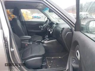 2018 Kia Soul + with VIN KNDJP3A50J7535785, listed as a IAAI auction lot 41933938 with 112,282 mi miles. Bid and sale history available at carsss.com. Image 5.