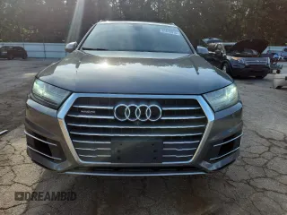 2017 Audi Q7 Premium Plus with VIN WA1LAAF76HD017243, listed as a Copart auction lot 61845915 with 140,865 mi miles and Clean title. Bid and sale history available at DreamBid. Image 5.